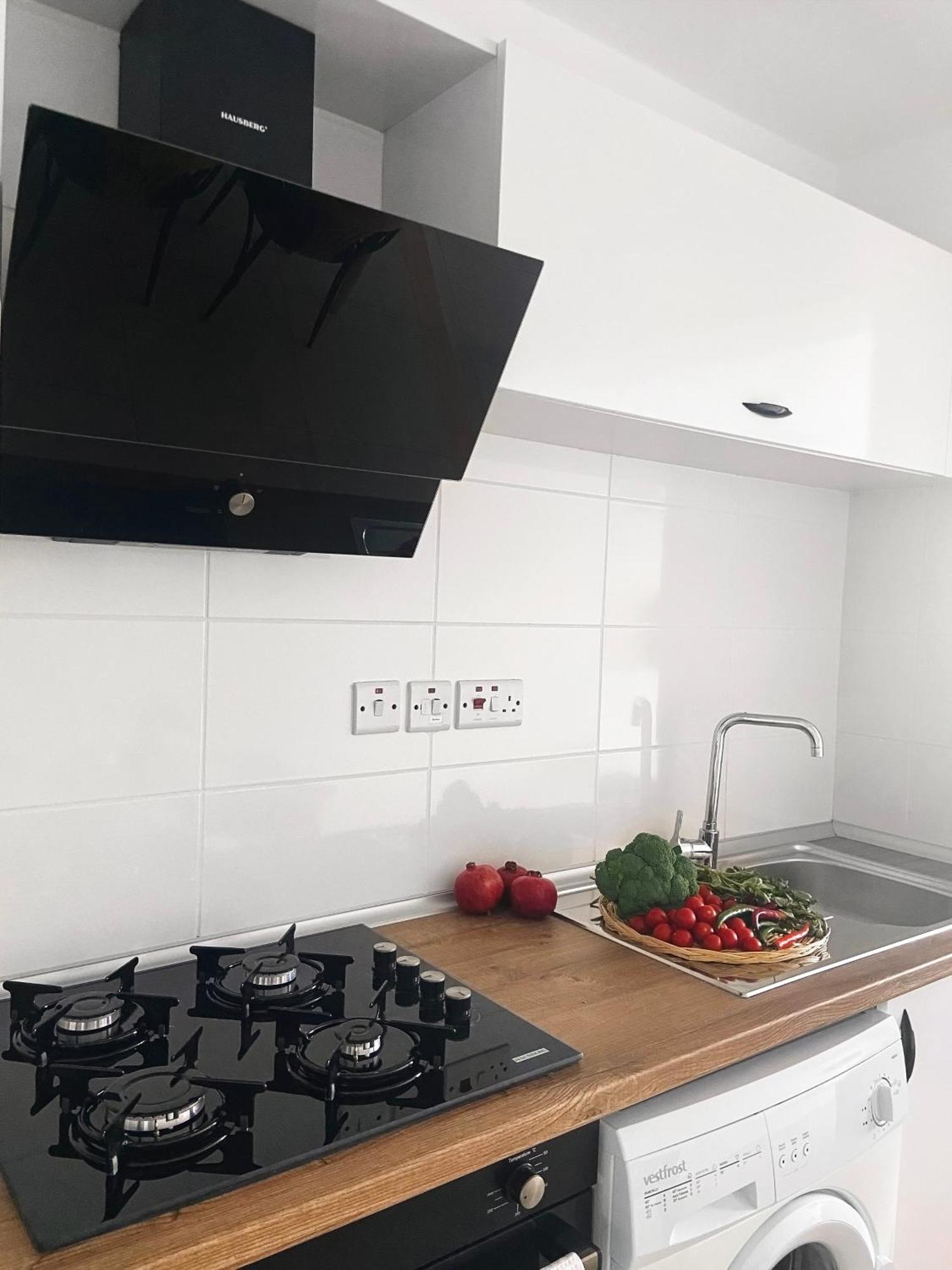 Spacious Three-Bedroom Apartment With Sea View A4 Lapithos  Eksteriør billede