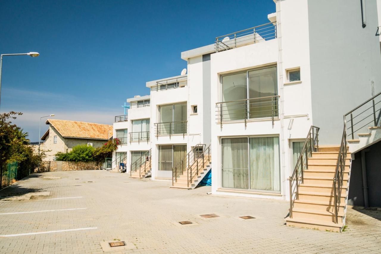 Spacious Three-Bedroom Apartment With Sea View A4 Lapithos  Eksteriør billede