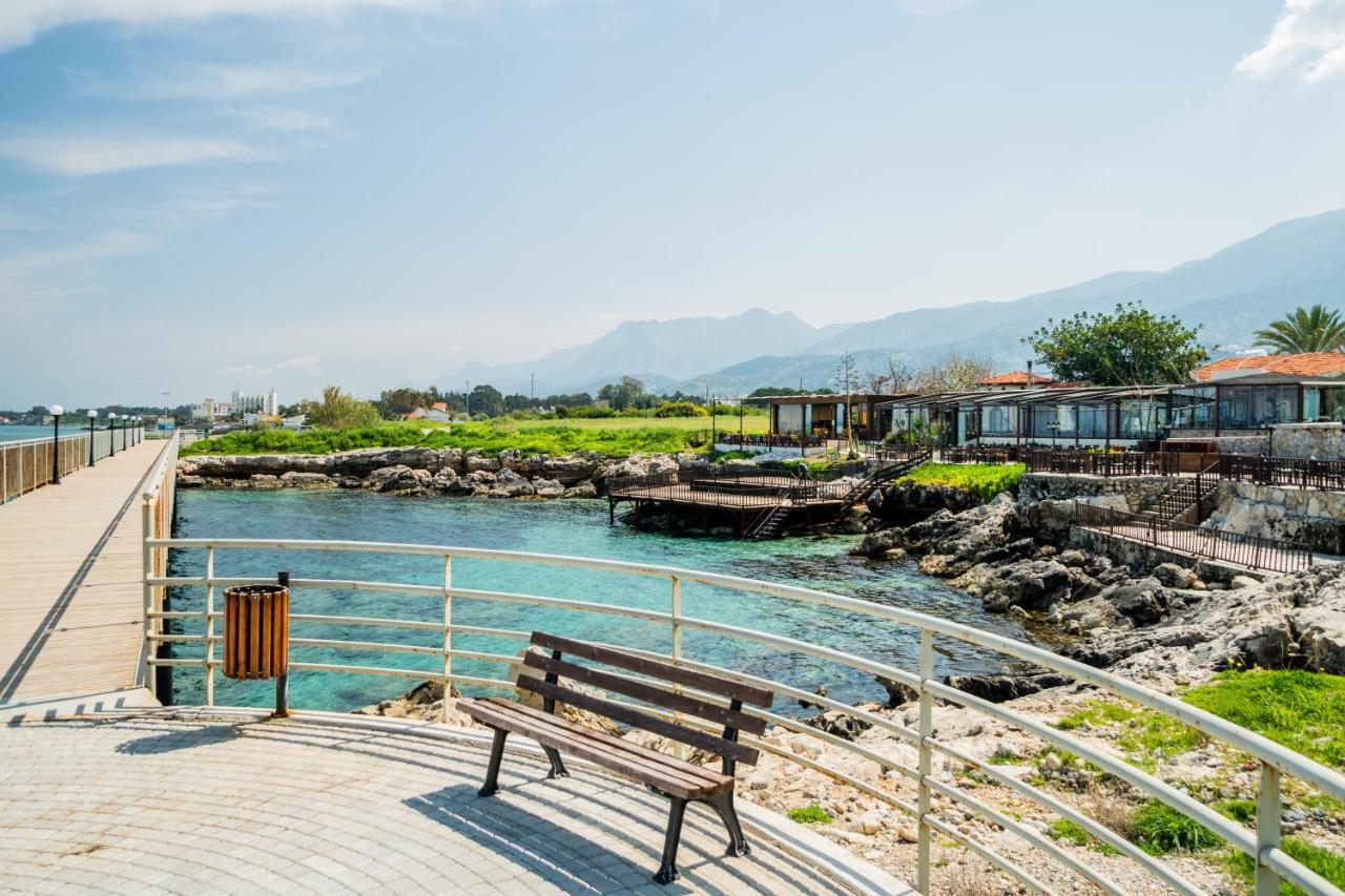 Spacious Three-Bedroom Apartment With Sea View A4 Lapithos  Eksteriør billede