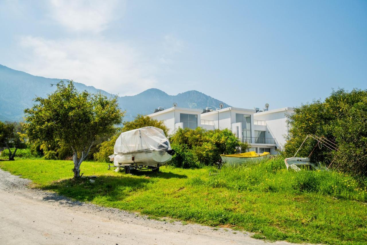 Spacious Three-Bedroom Apartment With Sea View A4 Lapithos  Eksteriør billede