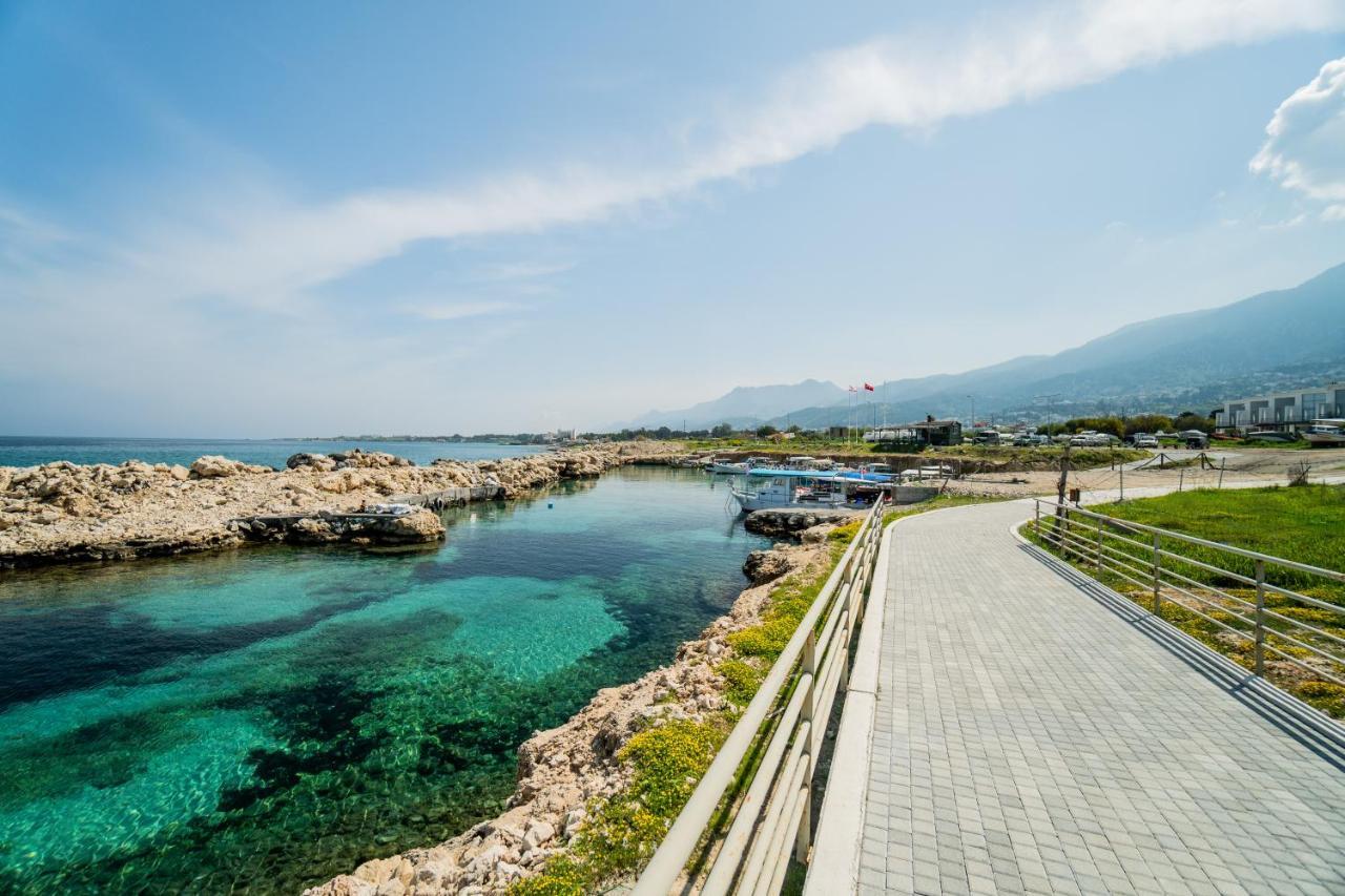 Spacious Three-Bedroom Apartment With Sea View A4 Lapithos  Eksteriør billede