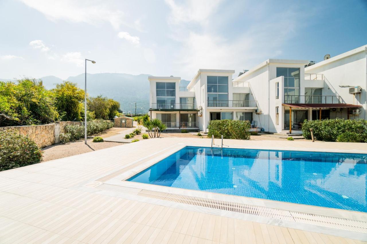 Spacious Three-Bedroom Apartment With Sea View A4 Lapithos  Eksteriør billede